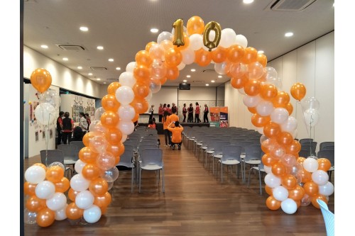 Balloon Arch and Short Pillars